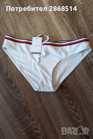 Нов бански Tommy Hilfiger, размер М
