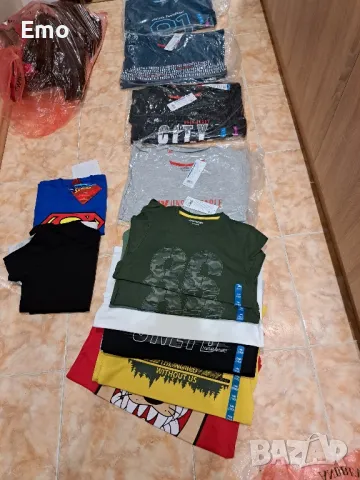 Тениски , снимка 4 - Детски тениски и потници - 49794980