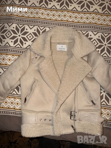 Дамско яке bershka