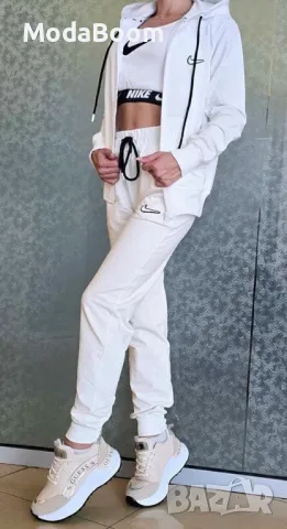 Nike дамски екипи от три части Различни цветове , снимка 3 - Спортни екипи - 48318652