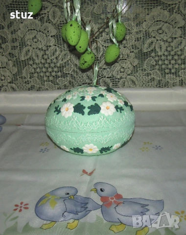 Порцеланов съд за лакомства, бонбониера, снимка 2 - Аксесоари за кухня - 53987036