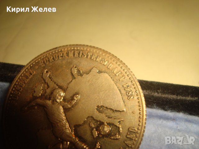 Футбол Европейско Първенство 1988г. 8-на ФИНАЛ ВРАТАР ГЕРМАНИЯ ФРГ ПЛАКЕТ БРОНЗ ПОЗЛАТА РЯДЪК 30453, снимка 11 - Антикварни и старинни предмети - 38152806