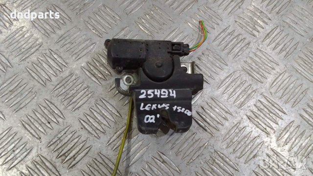 Брава заден капак Lexus IS200 2002г.