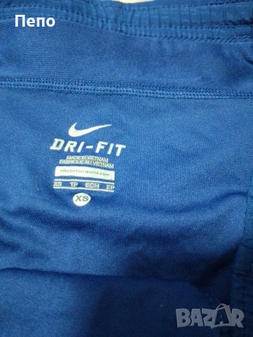 Гащи Nike, снимка 3 - Къси панталони и бермуди - 54173694