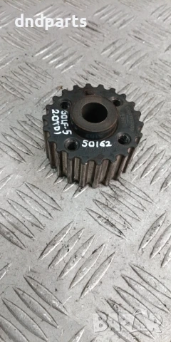 Зъбно колело VW Golf 5 2.0TDI 16v 140hp 2004г.	