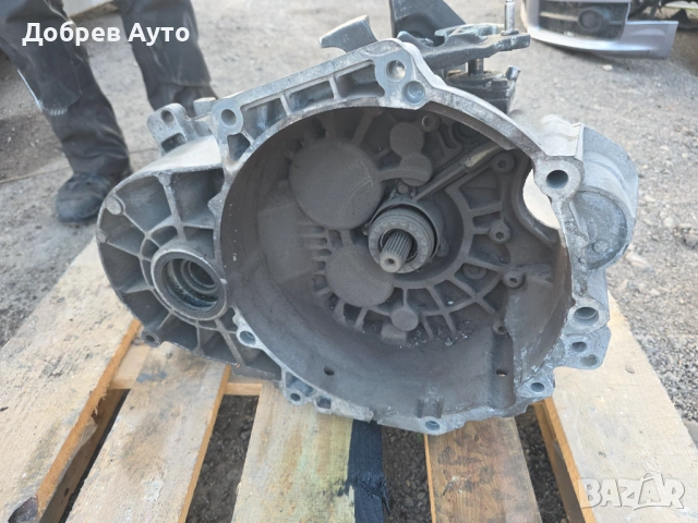 Продаваме 6 степенна ръчна скоростна кутия за VW Tiguan 2.0TDI  - Код - NFZ, снимка 2 - Части - 54087266