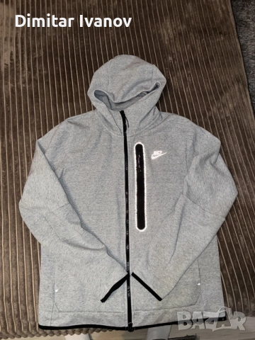 Nike tech fleece
