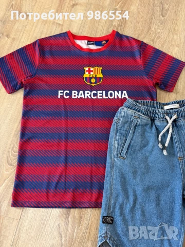 Тениска и дънкови къси панталони размер 146 см , снимка 2 - Детски комплекти - 54155352