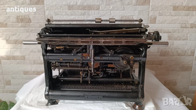 Стара пишеща машина Continental Standart - Made in Germany - 1932г. - Антика, снимка 5 - Антикварни и старинни предмети - 50625447