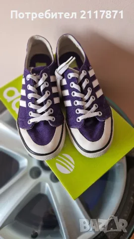 adidas гуменки, снимка 4 - Маратонки - 49742098