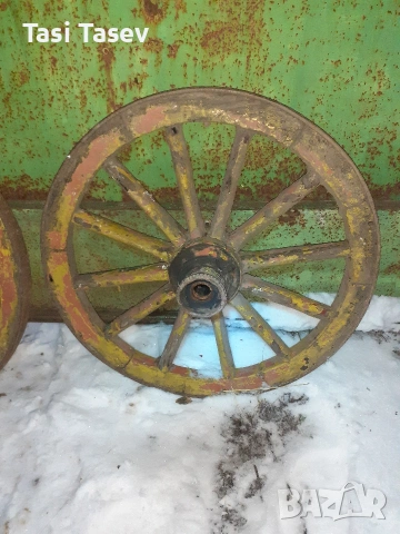 Колела от дървена каруца, снимка 3 - Антикварни и старинни предмети - 52792708