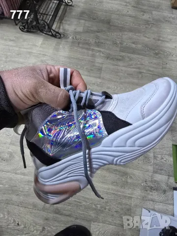 дамски маратонки , снимка 2 - Маратонки - 48419120