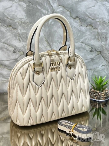 чанти Miu Miu , снимка 5 - Чанти - 50627015