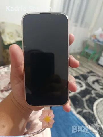 iPhone 16 телефон