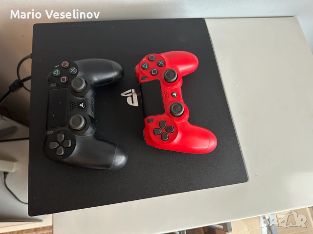 Playstation 4 Pro с два контролера, снимка 2 - Игри за PlayStation - 54226254