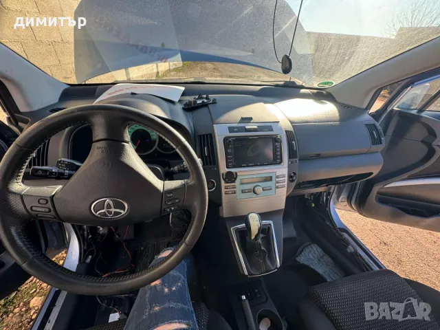 toyota corolla verso 2.2 d-cat navi на части тойота  корола версо, снимка 13 - Автомобили и джипове - 48742763