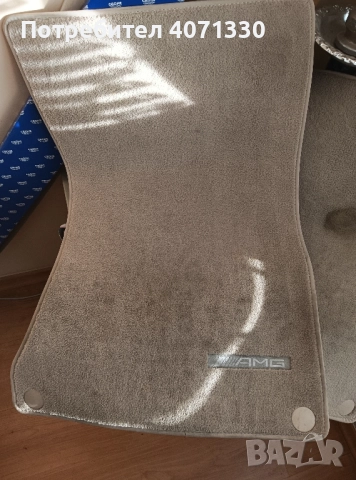 Продават се мокетени стелки от S класа 2014г., снимка 2 - Аксесоари и консумативи - 52380240