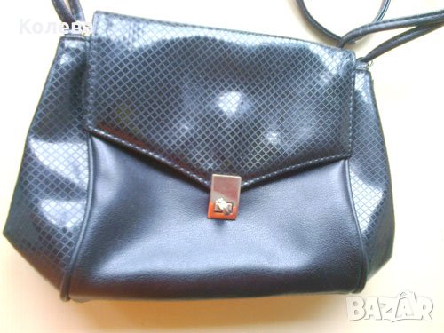 Дамска чанта с лак 