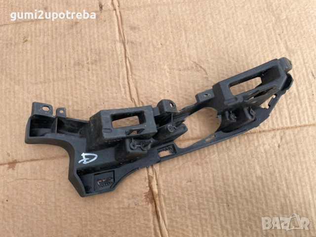 Десен Държач Предна Броня 043901 Renault Talisman 2017г 147kW, снимка 2 - Части - 54365494