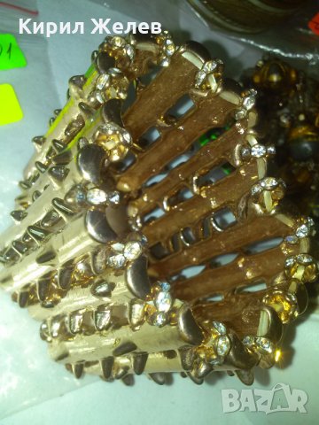 ПОЗЛАТЕНА с КРАСИВИ КАМЪНИ ЦИРКОН АРТ ГРИВНА 14401, снимка 7 - Гривни - 29628788