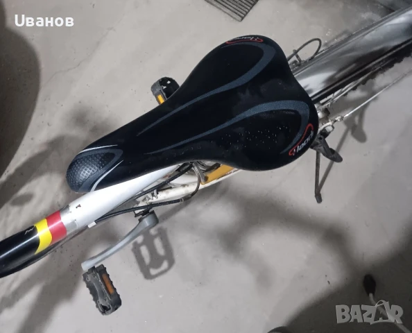 велосипед 26 цола, 24 скорости, дамска/ юношеска рамка, с монтирани калници, снимка 3 - Велосипеди - 50763709