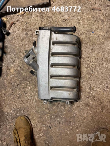 Десен всмукателен колектор за Ауди Audi A8L 6.3L W12 500ps. само за 400лв. 07p133202d 07p133188d