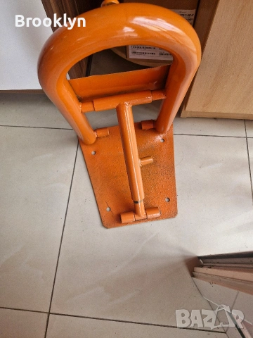 Продава се скоба за паркинг, снимка 4 - Части - 54250568