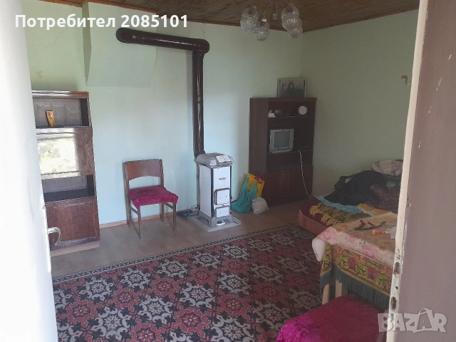 Продавам къща с двор, снимка 11 - Къщи - 36522393