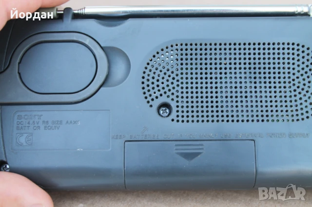 Радио ''Sony ICF-403 S'', снимка 10 - Радиокасетофони, транзистори - 50714954