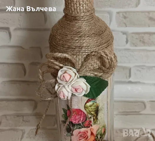 Декоративна бутилка във винтидж стил, в комплект с картичка от корк - ръчна изработка