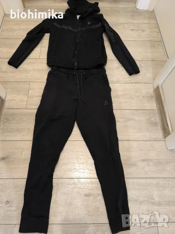 Екип Nike Tech Fleece S