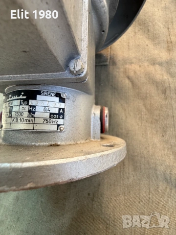 Продавам Сирена за Въздушна тревога, снимка 3 - Радиокасетофони, транзистори - 52461339