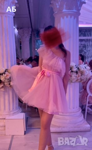 Къса бална рокля с розов тюл