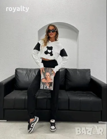 Дамски спортен комлект с мече Различни цветове 