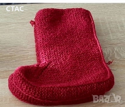 Нови,ръчно плетени терлици и чорапи, 100%вълна,за25лв, снимка 2 - Дамски чорапи - 49321921