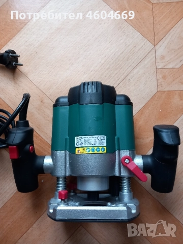 Нова оберфреза, снимка 3 - Бормашини - 52317827