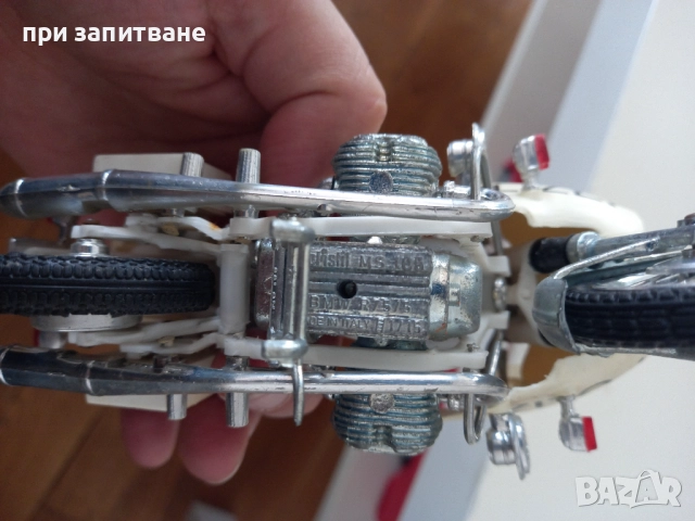 Мотор 1/18, BMW R 1100- RT-P, Maisto и Мотор POLISTIL 1/15 BMW R 75/5 POLICE, винтидж, снимка 12 - Колекции - 50180152