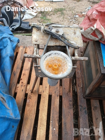 Продавам машина за крем, снимка 3 - Друго търговско оборудване - 52576784