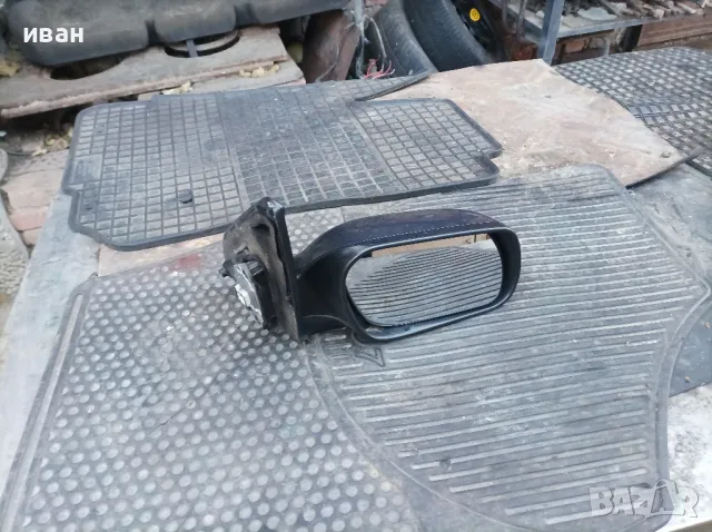 Дясно Ел Огледало за Мазда 2. 2003 год.