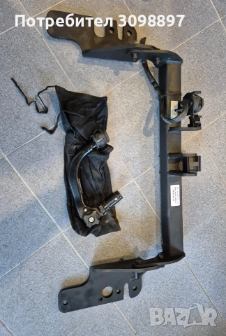 Теглич за Тойота Авенсис т27 2008-2017г , снимка 2 - Части - 52954776