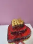 Подаръчна аранжировка сърце с шоколади и бонбони, снимка 3