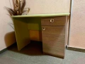 Бюро много запазено ученическо офис отлично състояние, снимка 1