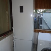 Хладилник с фризер ELECTROLUX, снимка 2 - Хладилници - 42563553
