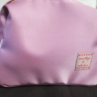Намаление Козметична чанта, снимка 1 - Подаръци за жени - 34471783