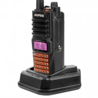 Радиостанция UV-5R , снимка 1 - Друга електроника - 36670302