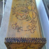 Стара българска дървена пирографирана кутия за бижута тип ракла, снимка 4 - Други ценни предмети - 37387335