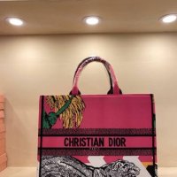  Christian Dior дамска чанта, снимка 2 - Чанти - 42618772