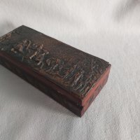 Стара дървена кутия с меден обков и дърворезба, снимка 2 - Антикварни и старинни предмети - 42178762