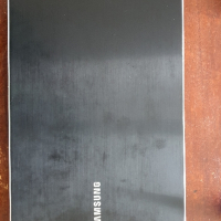 лаптоп Samsung np300v5z, снимка 6 - Лаптопи за дома - 44583816