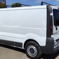 Renault Trafic 1.9DCI - 101к.с. Климатик Теглич 6ск Лизинг Бартер - 10450лв, снимка 4 - Бусове и автобуси - 42222278